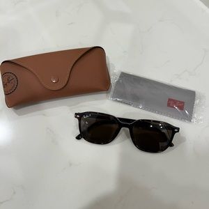 Women’s Ray Bans